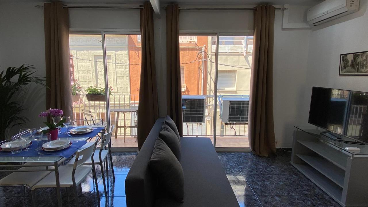 Apartamentos Playa Badalona Bagian luar foto