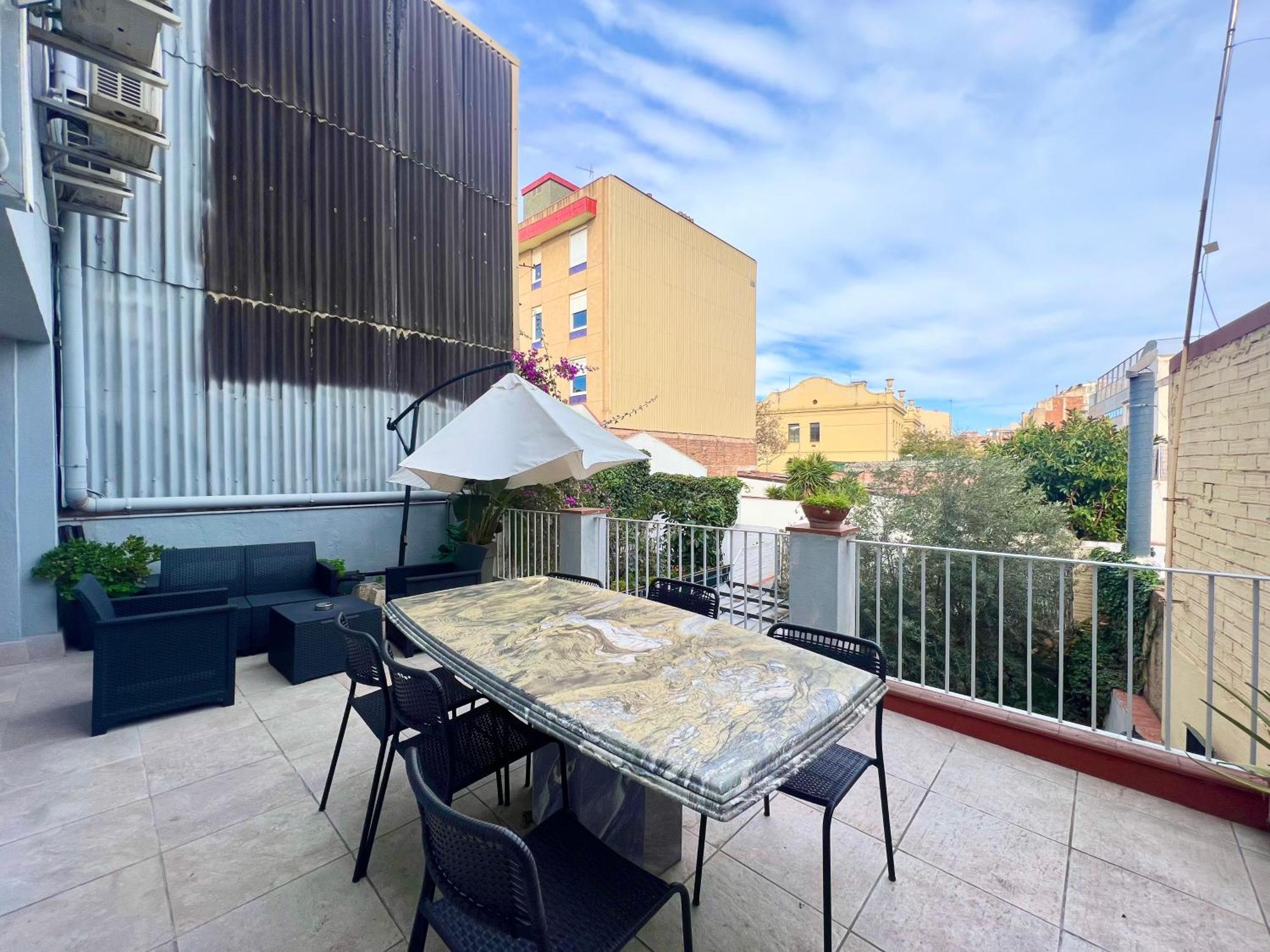Apartamentos Playa Badalona Bagian luar foto